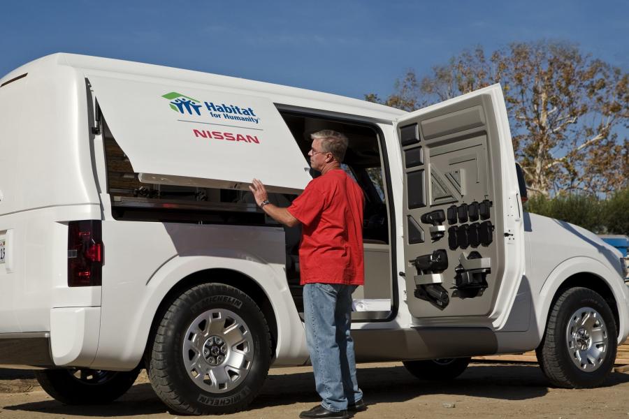  Nissan NV2500 Concept 2008 года  (фото 41 из 51)